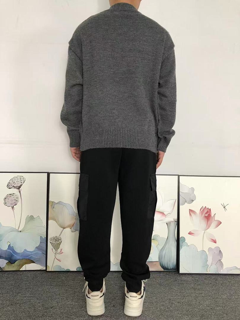 AMI 138 AMI SWEATER 3110070917 (Im 170Cm 60Kg I Wear Size S In The Phot) - Image 4