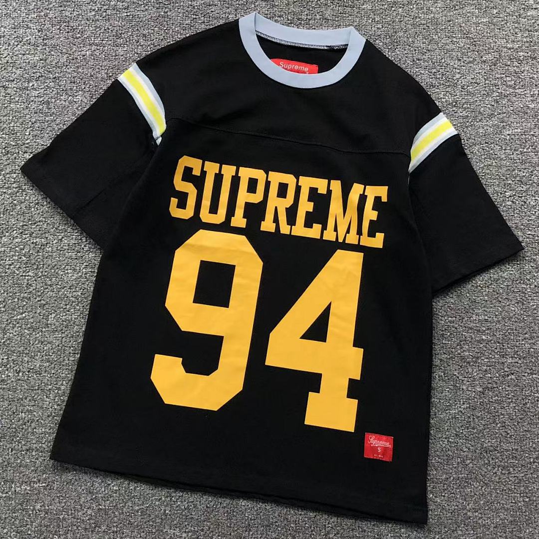 Supreme 125 S⭐⭐R⭐⭐E T-SHIRT 4105241477 (Im 170Cm 60Kg I Wear Size S In The Phot)