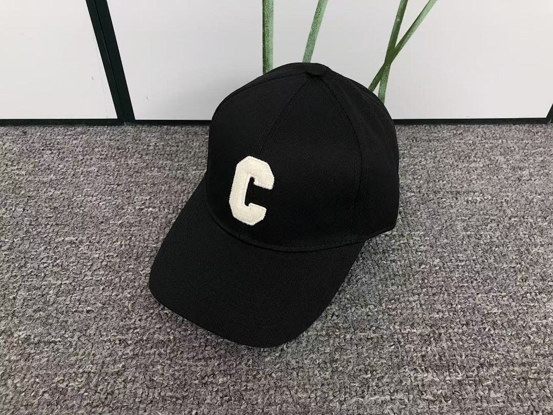 Celine 68 C⭐L⭐⭐E - Image 5