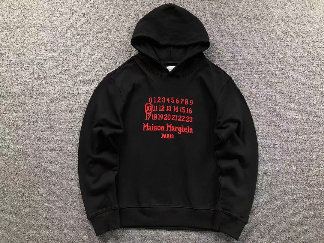 On Running 125 MAISON MARGIELA HOODIE 58262286 (Im 170Cm 60Kg I Wear Size 46 In The Phot) - Image 10