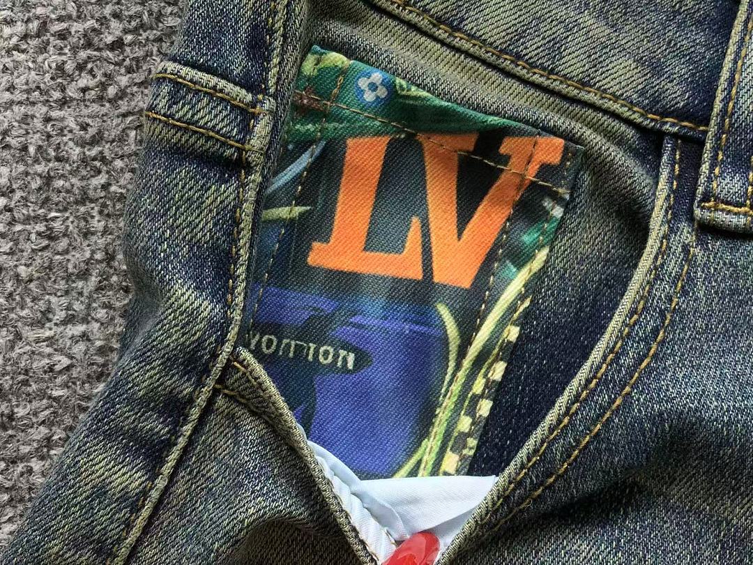 Louis Vuitton 215 L⭐ - Image 20