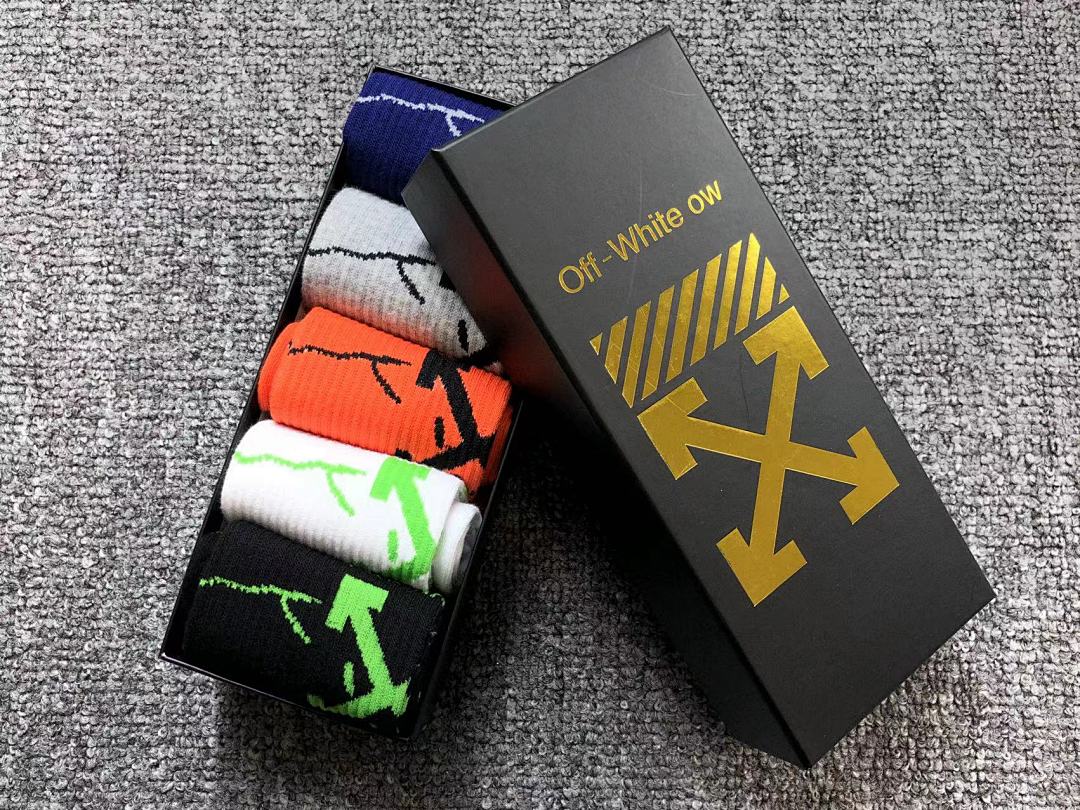 Off-White 69 OFF-WHITE (WHITE SOCKS) - Image 20