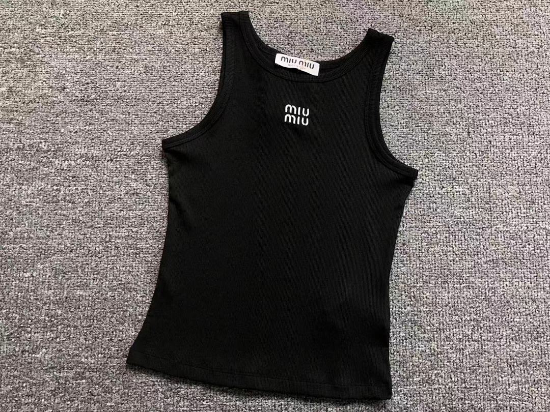 Miu Miu 128 M⭐U VEST FEMAIE - Image 12