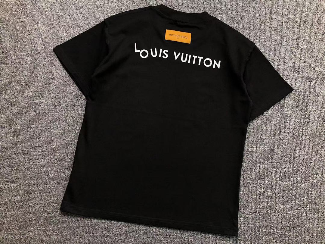 Louis Vuitton 95 L⭐ T-SHIRT 502170281 (Im 170Cm 57Kg I Wear Size S In The Phot) - Image 17