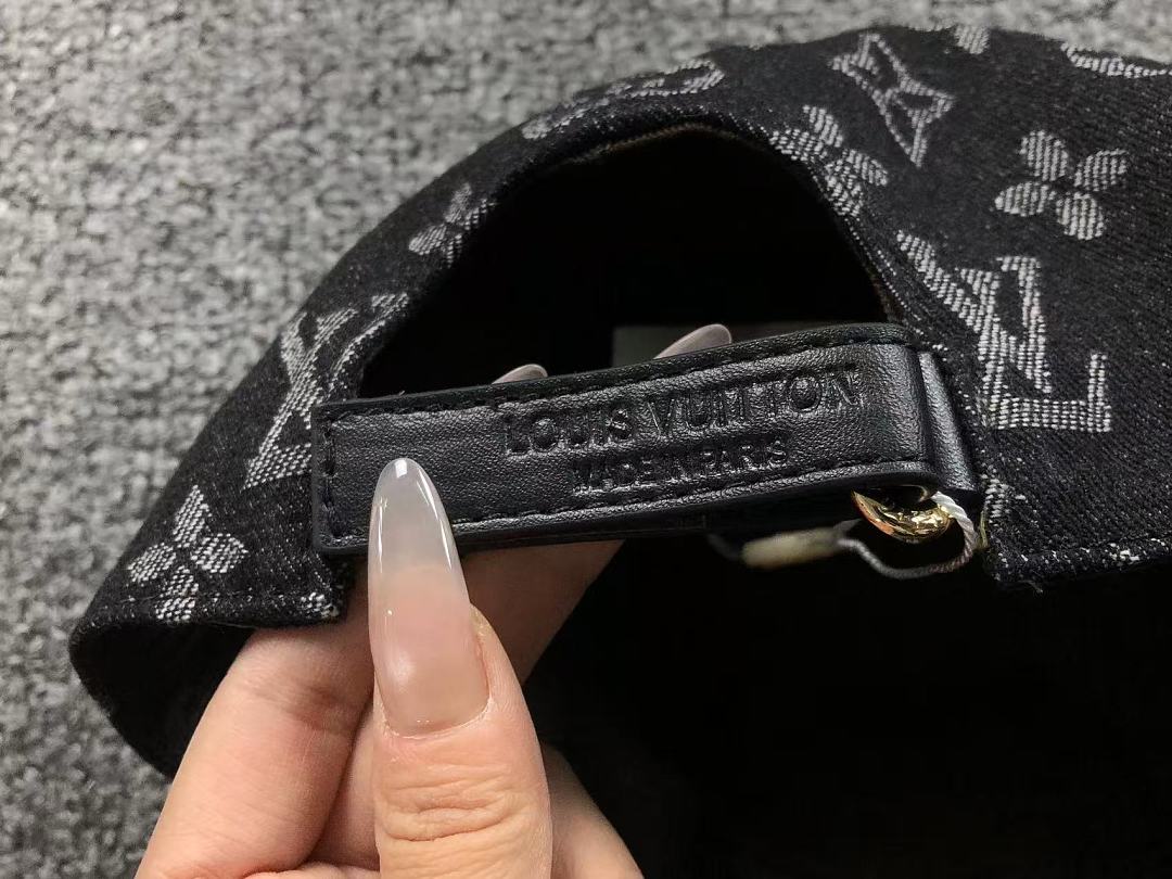 Louis Vuitton 98 L⭐ - Image 13