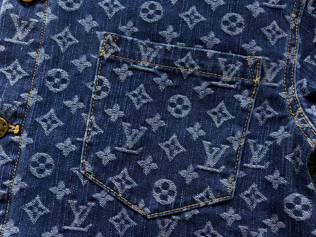 Louis Vuitton SHORTS 158 L⭐ T-SHIRT 3204091121 (Im 170Cm 60Kg I Wear Size S In The Phot) - Image 12
