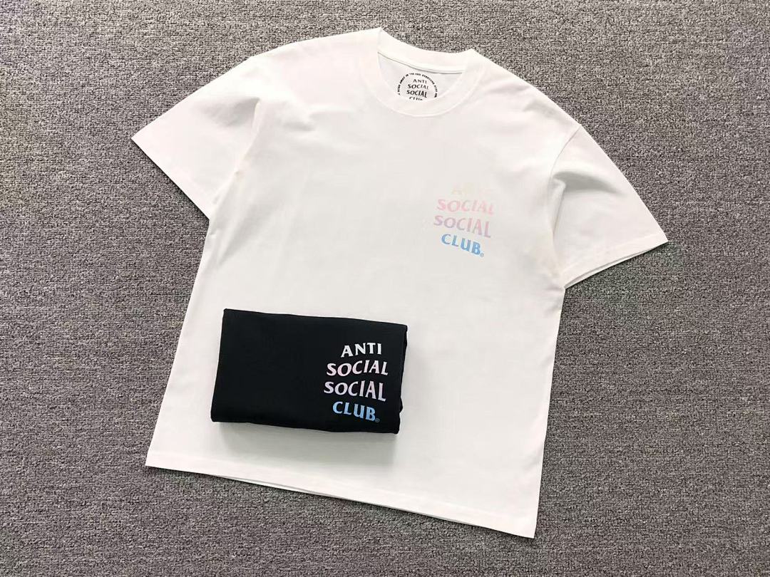 Christian Louboutin 85 ANTI SOCIAL CLUB T-SHIRT - Image 14