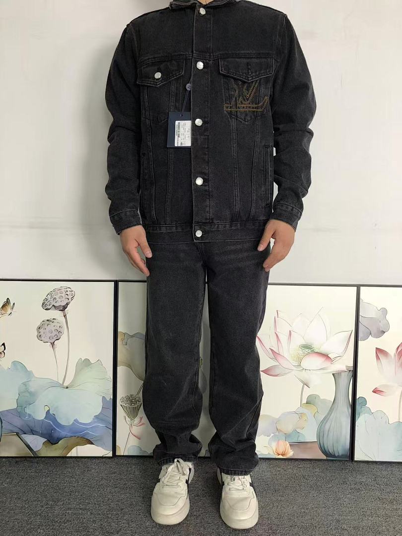 Louis Vuitton TROUSERS 215 L⭐ JACKET 320124017 (Im 170Cm 60Kg I Wear Size M In The Phot) - Image 4