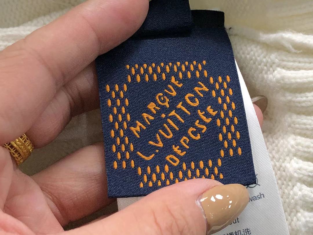 Louis Vuitton 195 L⭐ T-SHIRT FEMAIE - Image 13