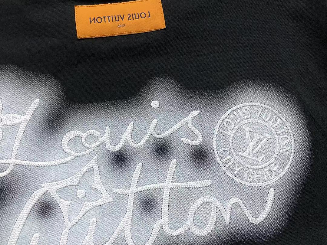 Louis Vuitton 118 L⭐ T-SHIRT 125413137 (Im 170Cm 60Kg I Wear Size L In The Phot) - Image 15