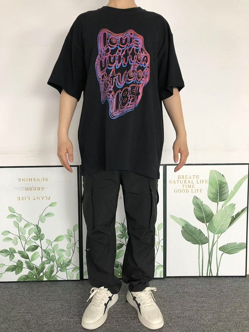 Louis Vuitton 108 L⭐ T-SHIRT 503051970 (Im 170Cm 55Kg I Wear Size M In The Phot) - Image 3