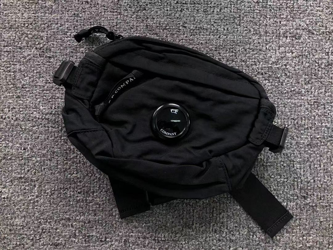 C.P. Company 138 CP BAG 411110529 (Long 21CM* Wide 6CM* High 15CM) - Image 5