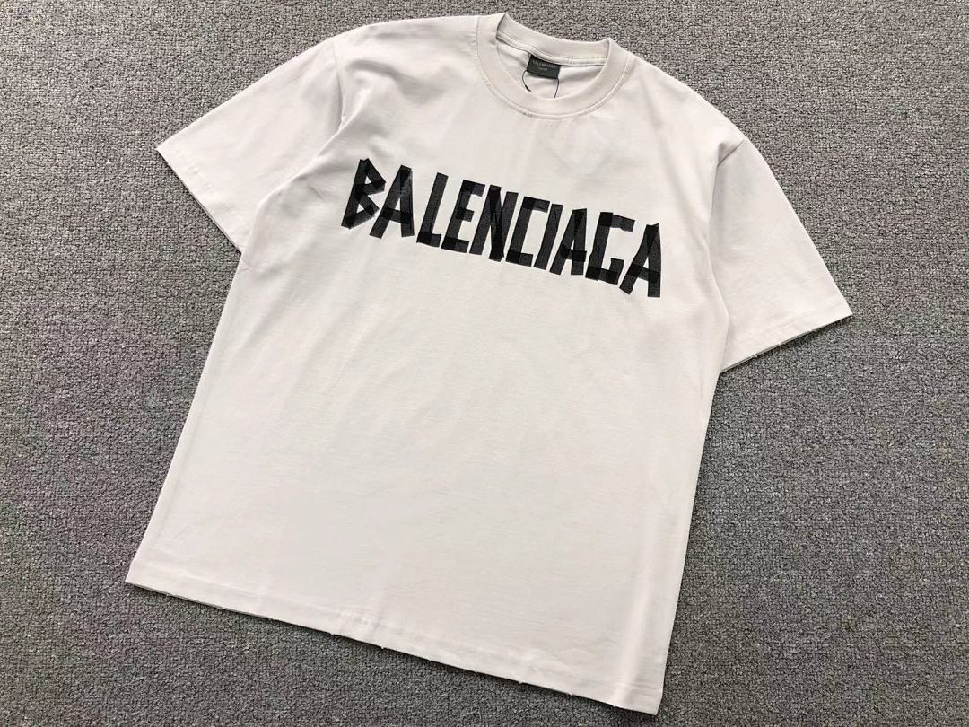 Balenciaga 118 B⭐L⭐⭐⭐IA⭐A T-SHIRT 4104070221 (Im 170Cm 60Kg I Wear Size M In The Phot) - Image 17