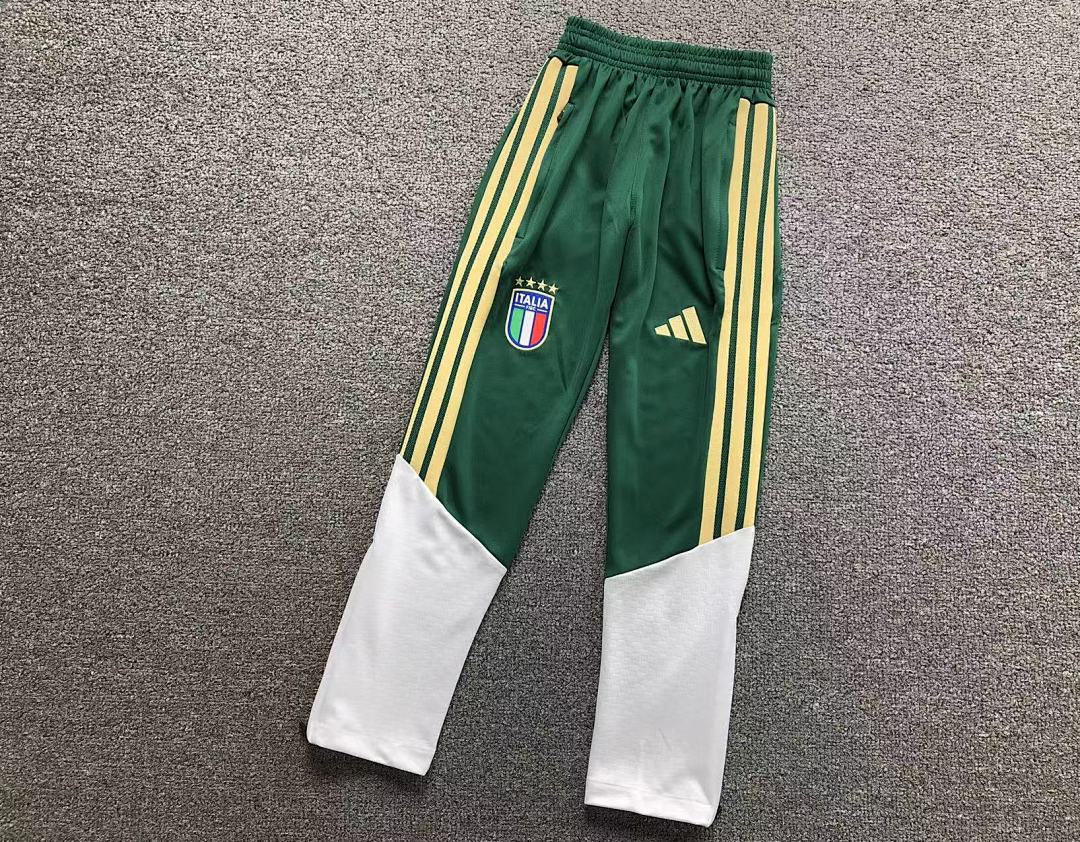 Chanel 135 FOOTBALL LONG SLEEVED TROUSERS - Image 20