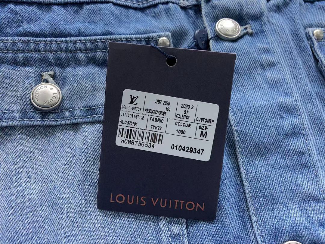 Louis Vuitton 235 L⭐ - Image 21