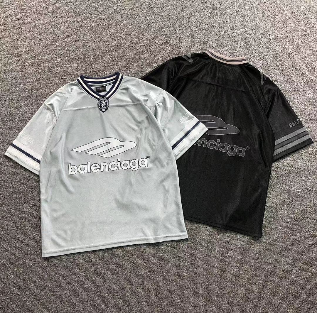Balenciaga Balenciaga 168 B⭐L⭐⭐⭐IA⭐A T-SHIRT 42042001163 (Im 170Cm 60Kg I Wear Size XS In The Phot), photo 1