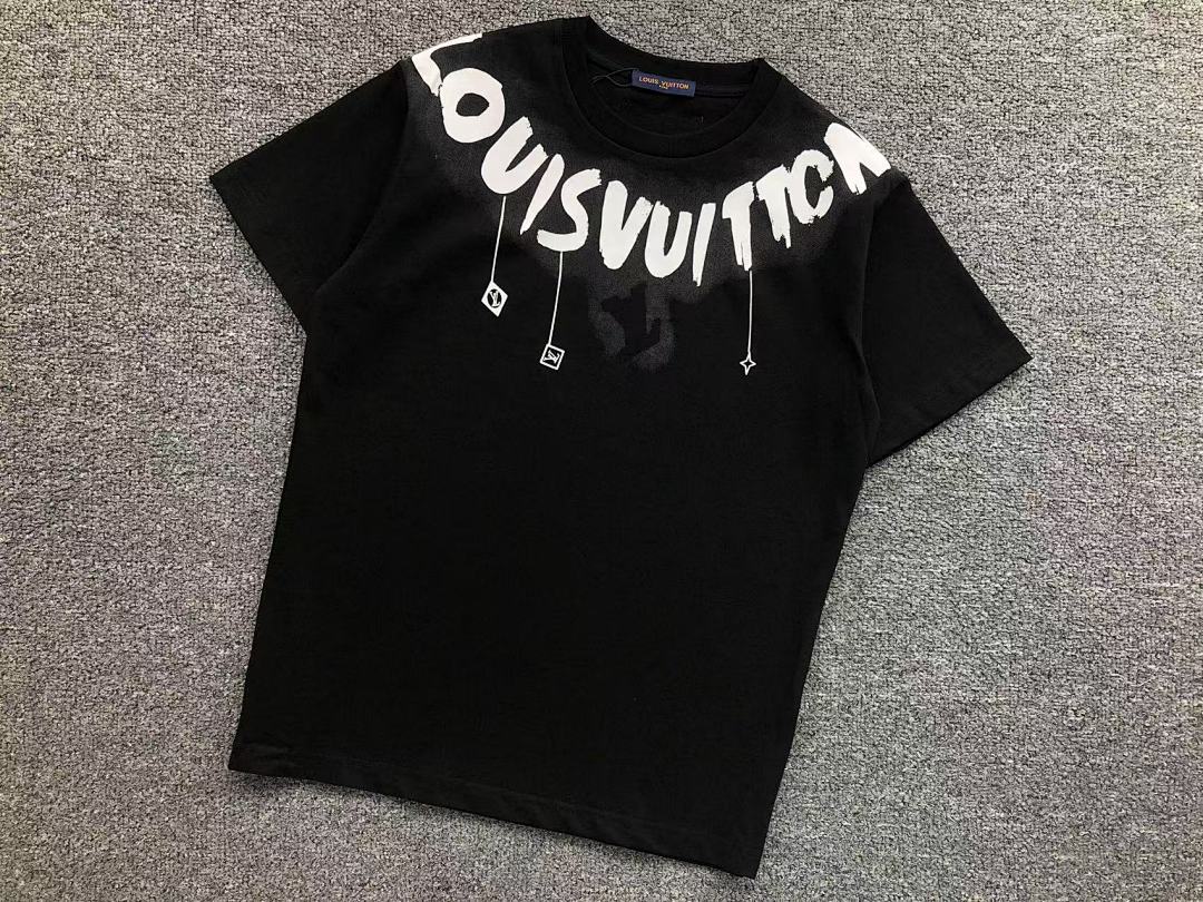 Louis Vuitton 108 L⭐ T-SHIRT 41061306126 (Im 170Cm 60Kg I Wear Size XS In The Phot) - Image 11