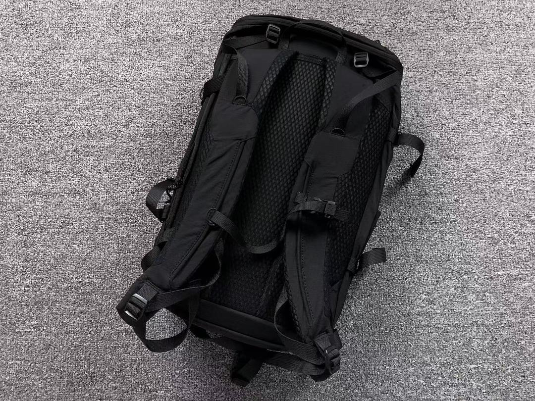 On Running 288 ON BAG 3205081223 (Long 28CM* Wide 15CM* High 48CM) - Image 12
