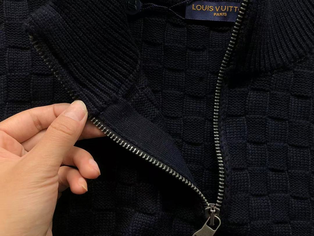 Louis Vuitton 278 L⭐ SWEATER 3208271121 (Im 170Cm 60Kg I Wear Size L In The Phot) - Image 13