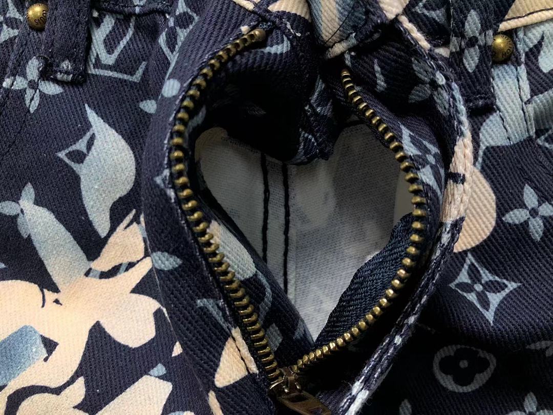 Louis Vuitton 228 L⭐ - Image 18