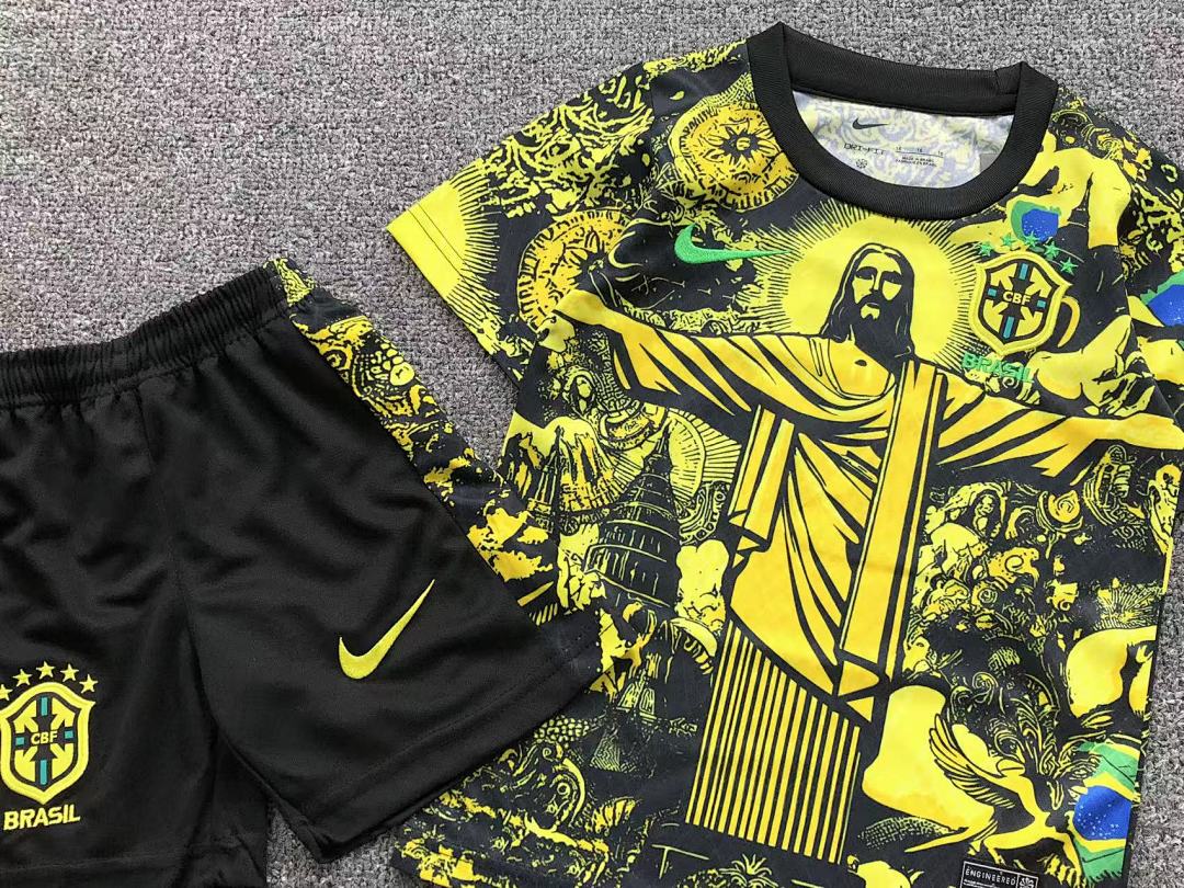Chanel 68 FOOTBALL T-SHIRT SHORTS - Image 5