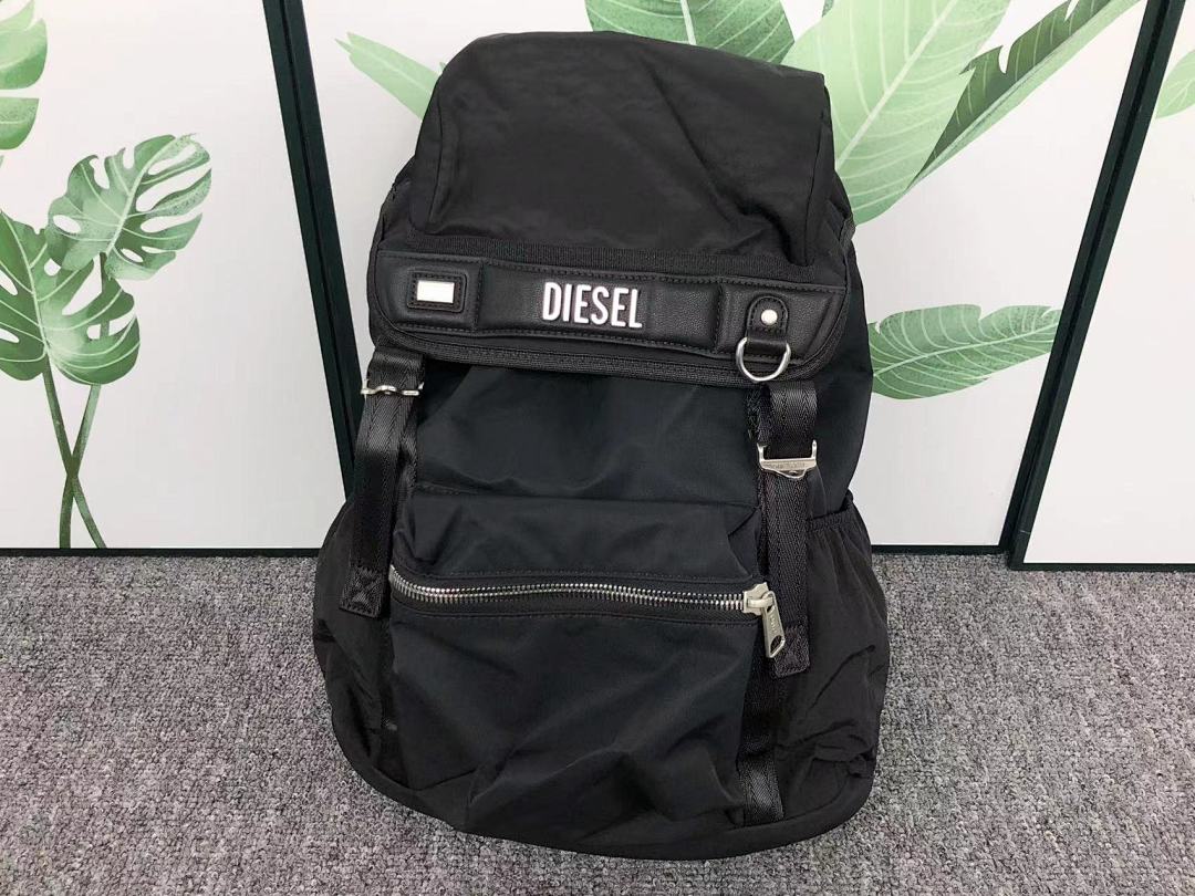 Diesel 228 DIESEL BAG 111261575 (Long 24CM* Wide 14CM* High 35CM) - Image 2