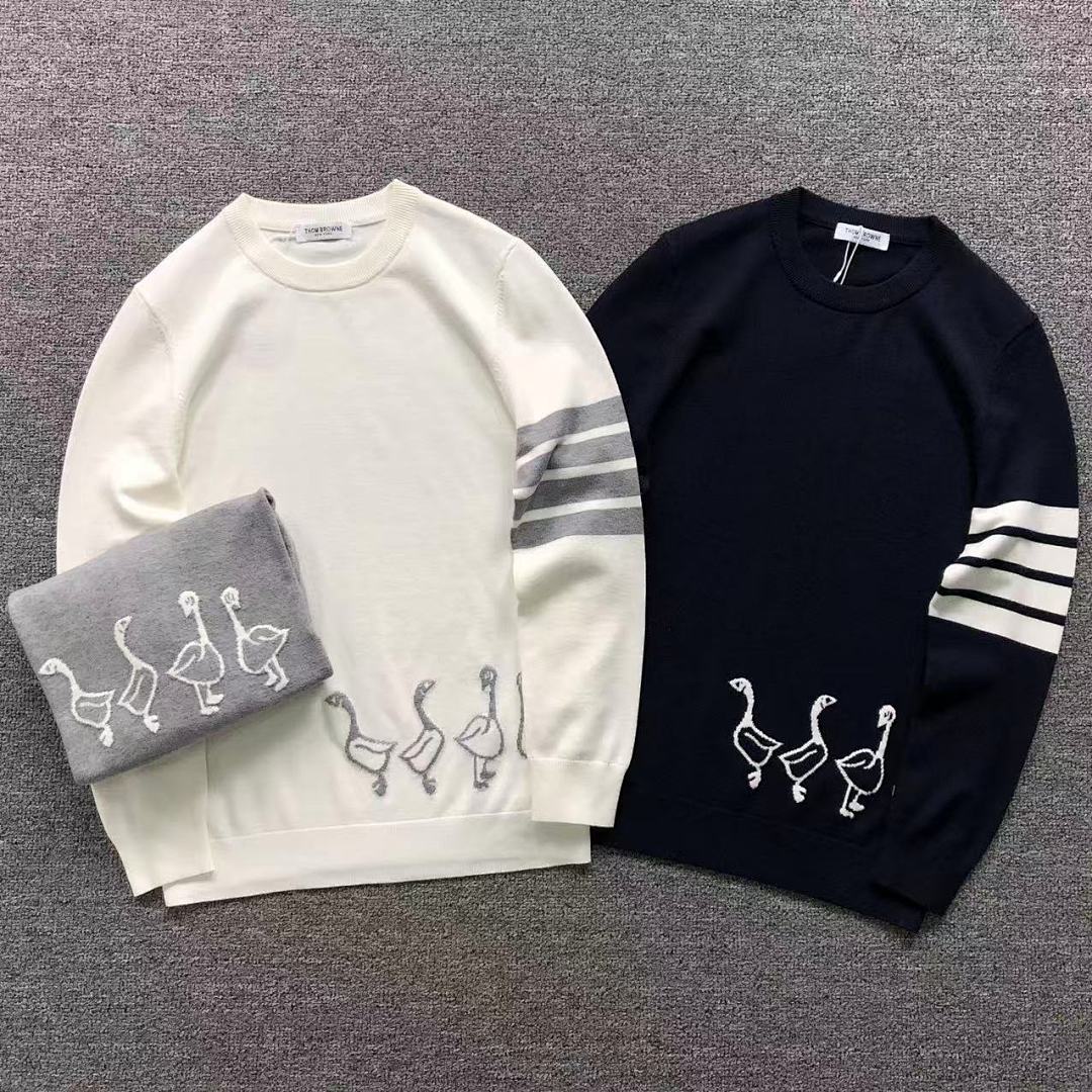 Thom Browne 138 THOM BROWNE SWEATER 3109124820 (Im 170Cm 60Kg I Wear Size M In The Phot)