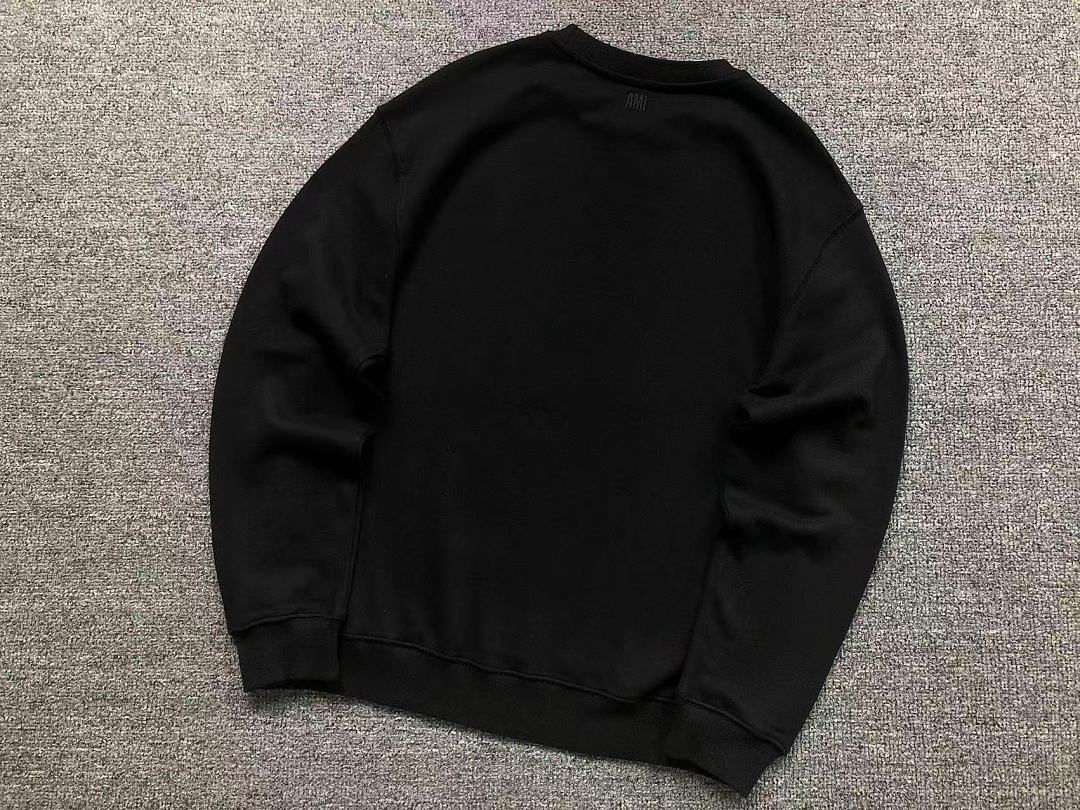 AMI 175 AMI HOODIE 22082704001 (Im 170Cm 60Kg I Wear Size M In The Phot) - Image 32