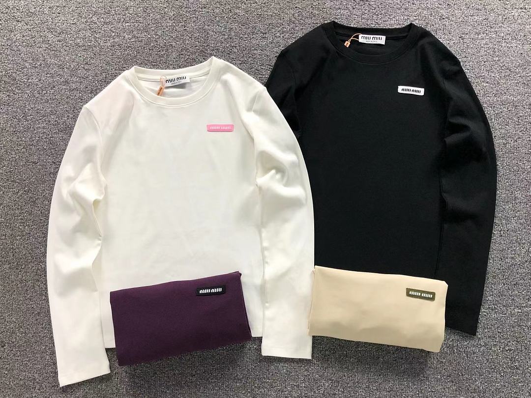Miu Miu 135 M⭐U LONG SLEEVED FEMAIE - Image 3