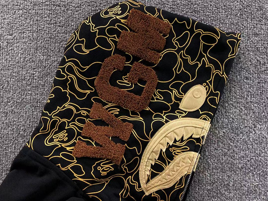 Bape 238 BAPE HOODIE 4111100377 (Im 170Cm 60Kg I Wear Size M In The Phot) - Image 12