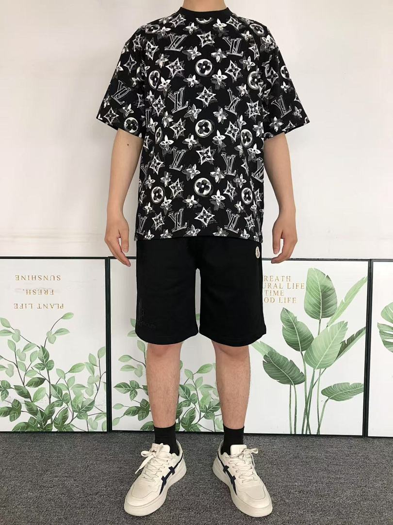 Louis Vuitton 115 L⭐ T-SHIRT 3103230520 (Im 170Cm 60Kg I Wear Size S In The Phot) - Image 3