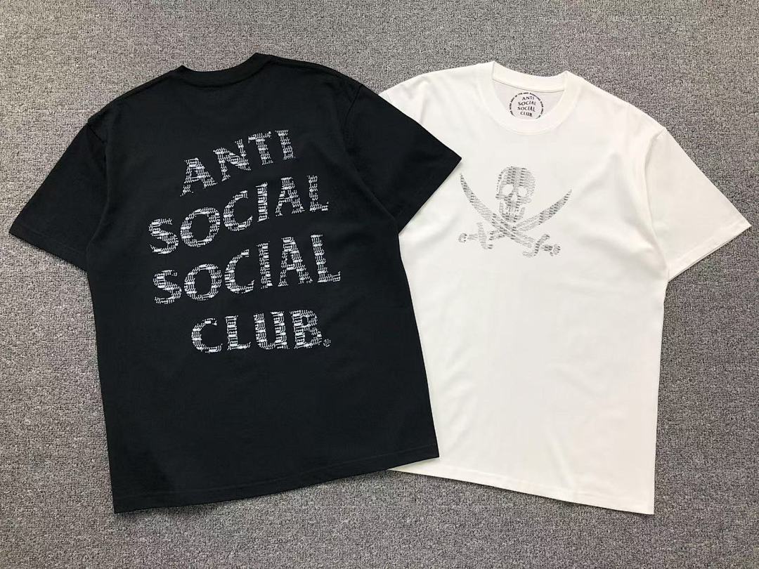 Christian Louboutin 85 ANTI SOCIAL CLUB T-SHIRT - Image 3