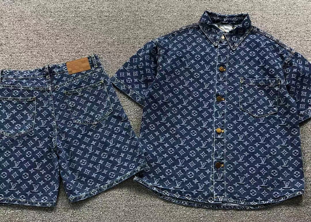 Louis Vuitton SHORTS 158 L⭐ T-SHIRT 3204091121 (Im 170Cm 60Kg I Wear Size S In The Phot) - Image 7