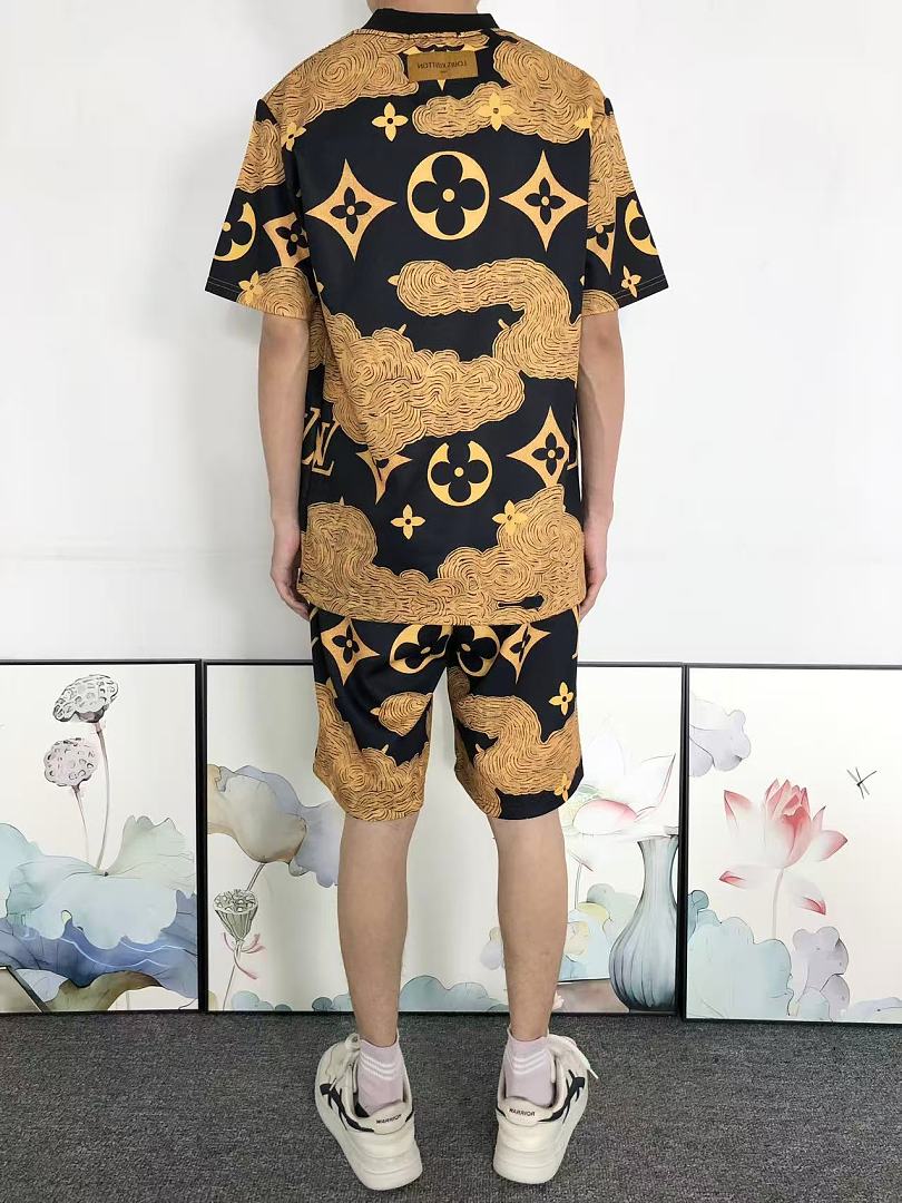 Louis Vuitton SHORTS175 L⭐ T-SHIRT SHORTS 22050510125 (Im 170Cm 60Kg I Wear Size L In The Phot) - Image 5