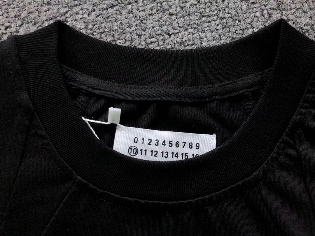 On Running 125 MAISON MARGIELA T-SHIRT 4201190277 (Im 170Cm 60Kg I Wear Size M In The Phot) - Image 16