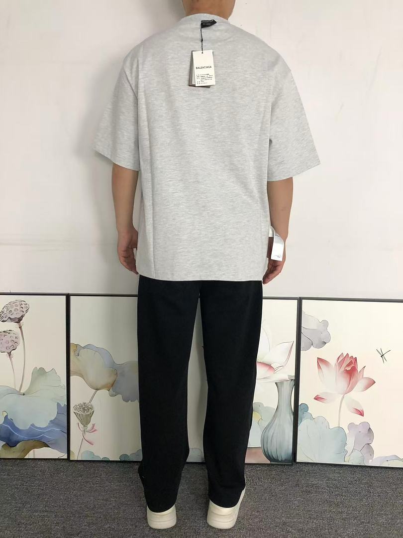 Balenciaga 125 B⭐L⭐⭐⭐IA⭐A T-SHIRT 42042409163 (Im 170Cm 60Kg I Wear Size XS In The Phot) - Image 4
