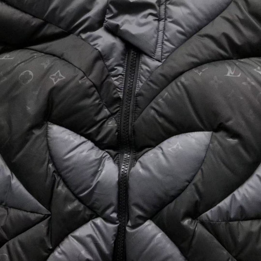 Louis Vuitton 708 L⭐ DOWN JACKETS 5100706147 (Im 170Cm 60Kg I Wear Size XS In The Phot) - Image 9