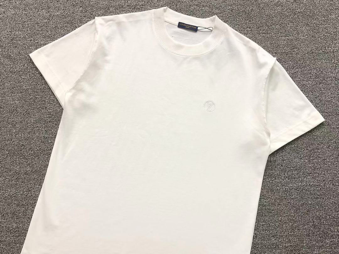 Louis Vuitton 95 L⭐ T-SHIRT 525221281 (Im 170Cm 60Kg I Wear Size XL In The Phot) - Image 9