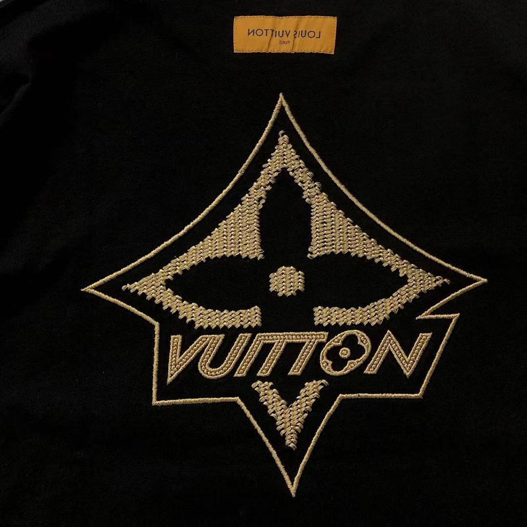 Louis Vuitton 118 L⭐ T-SHIRT 4123101133 (Im 170Cm 60Kg I Wear Size 2XL In The Phot) - Image 13