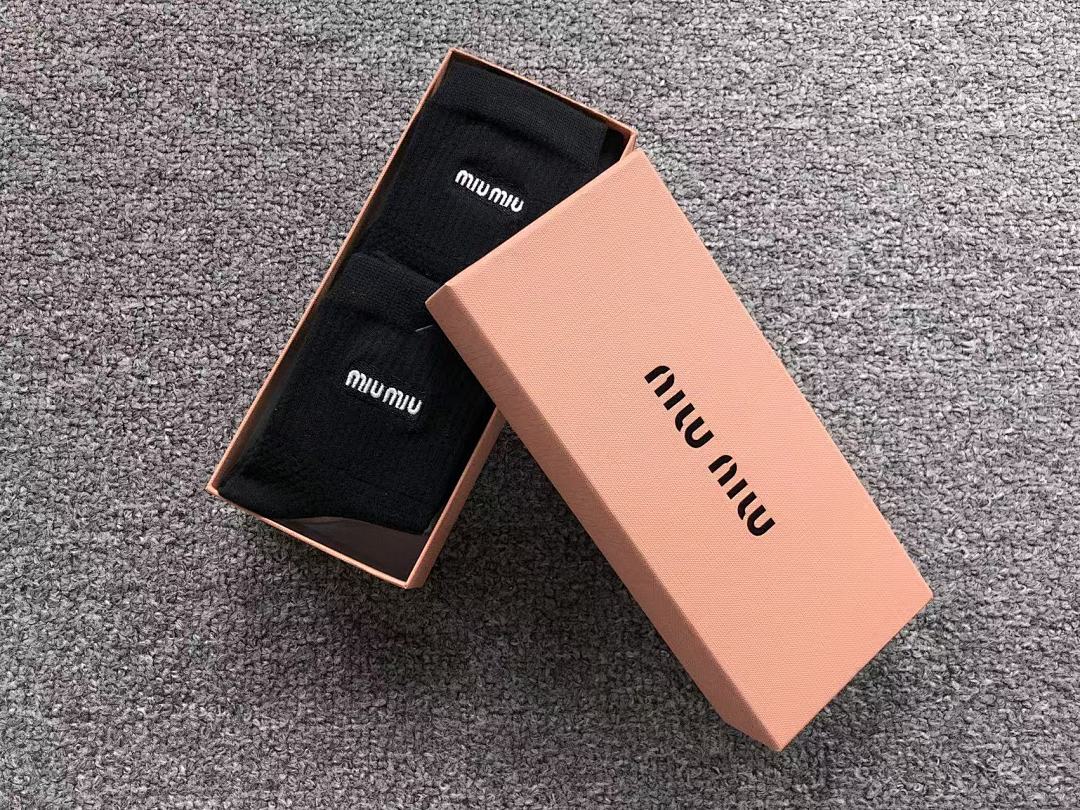 Miu Miu 78 M⭐U - Image 18