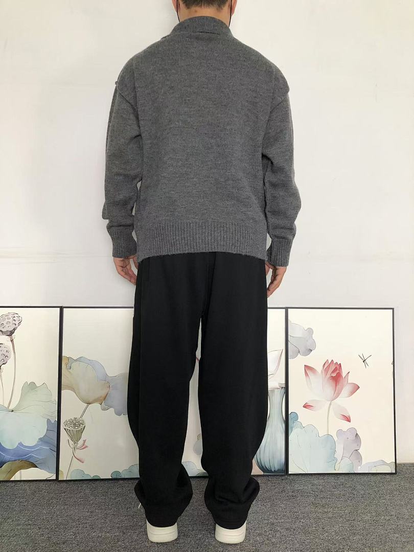 AMI 168 AMI SWEATER 3109300221 (Im 170Cm 60Kg I Wear Size S In The Phot) - Image 4