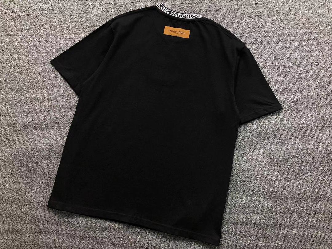 Louis Vuitton 108 L⭐ T-SHIRT 5252002147 (Im 170Cm 60Kg I Wear Size M In The Phot) - Image 14