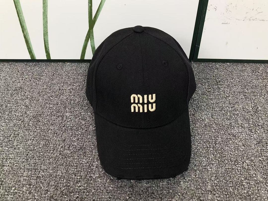 Miu Miu 68 M⭐U - Image 4