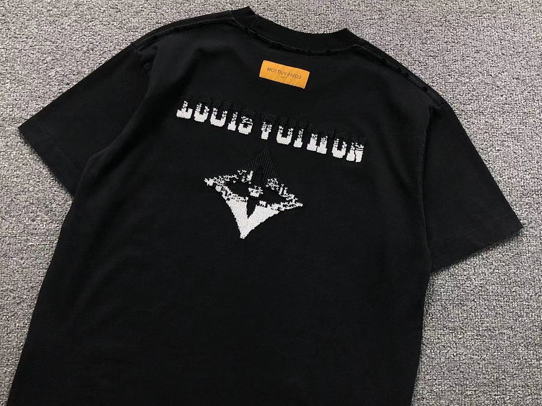 Louis Vuitton 158 L⭐ T-SHIRT 5252001147 (Im 170Cm 60Kg I Wear Size L In The Phot) - Image 8