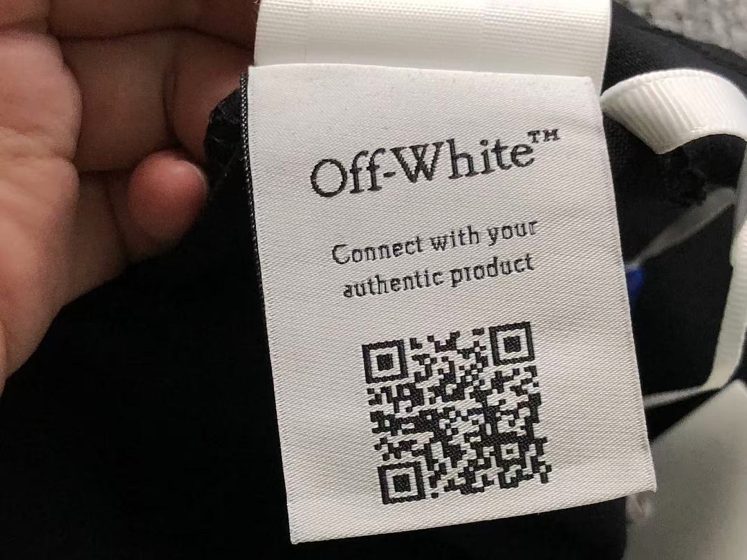 Off-White 125 OFF-WHITE LONG SLEEVED 5208052419 (Im 170Cm 60Kg I Wear Size M In The Phot) - Image 25
