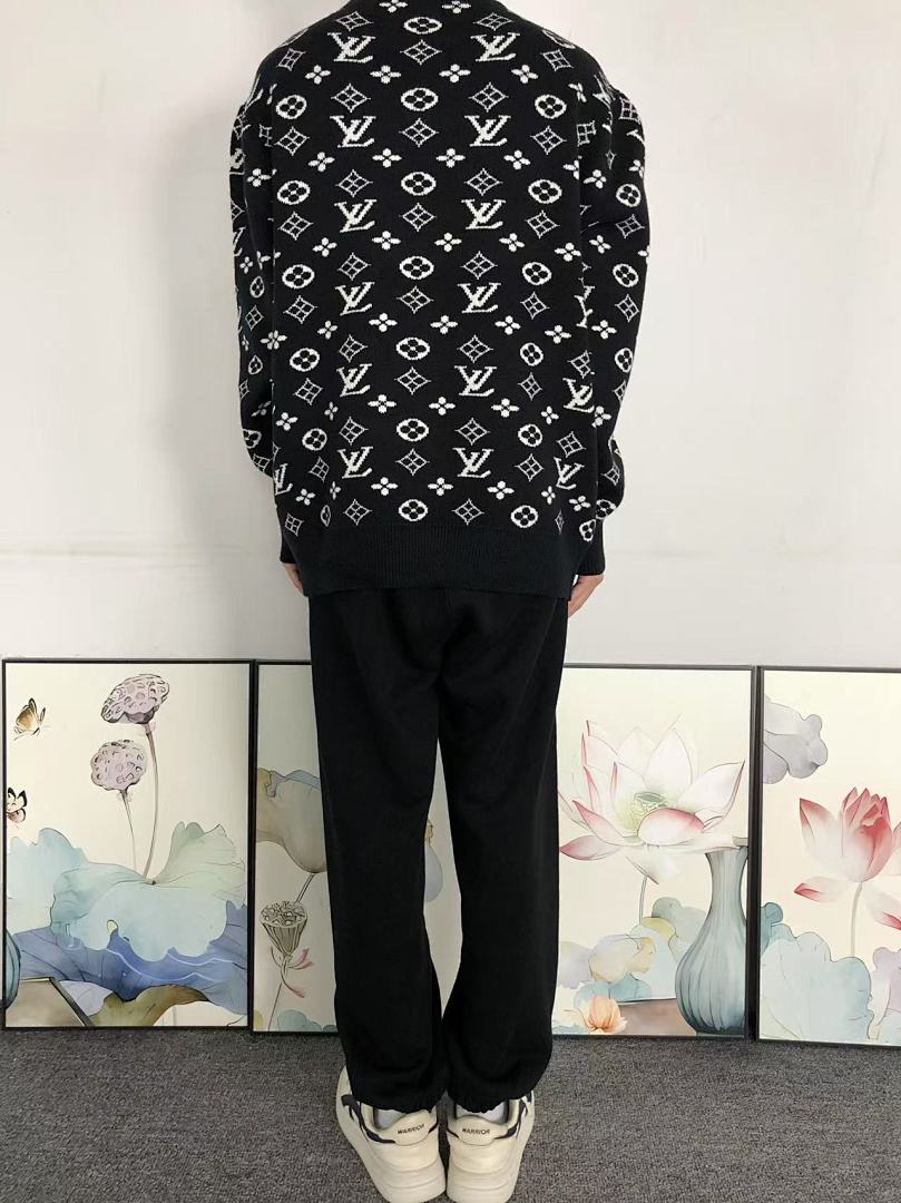 Louis Vuitton 208 L⭐ SWEATER 42030212156 (Im 172Cm 55Kg I Wear Size S In The Phot) - Image 4