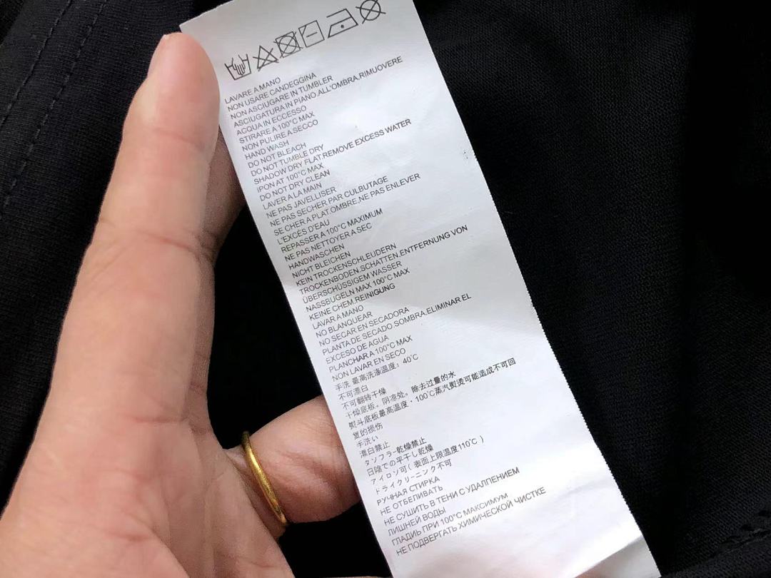 On Running 88 MAISON MARGIELA T-SHIRT 5231234162 (Im 170Cm 60Kg I Wear Size 46 In The Phot) - Image 27