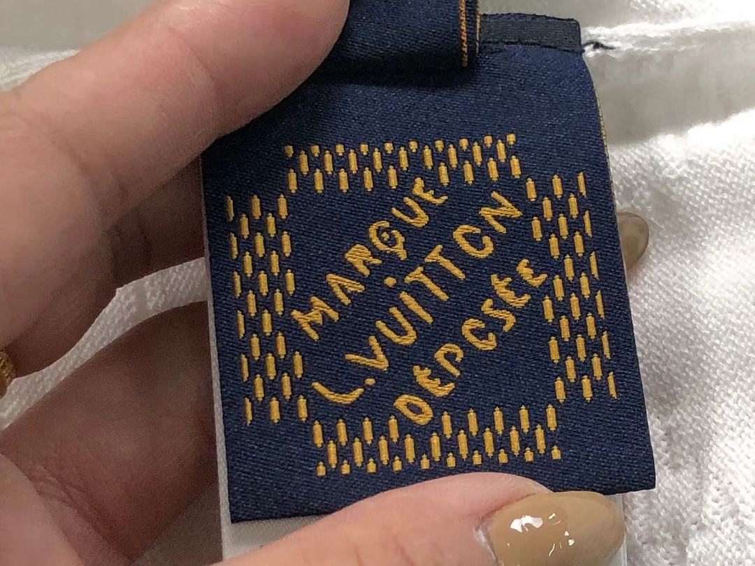 Louis Vuitton 195 L⭐ T-SHIRT 22071023125 (Im 170Cm 60Kg I Wear Size S In The Phot) - Image 17