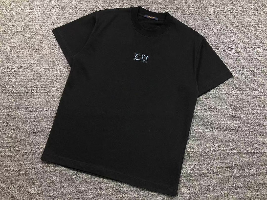 Louis Vuitton 125 L⭐ T-SHIRT 52070404147 (Im 170Cm 60Kg I Wear Size L In The Phot) - Image 9
