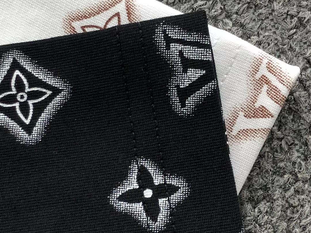 Louis Vuitton 135 L⭐ T-SHIRT 3203272517 (Im 170Cm 65Kg I Wear Size M In The Phot) - Image 16